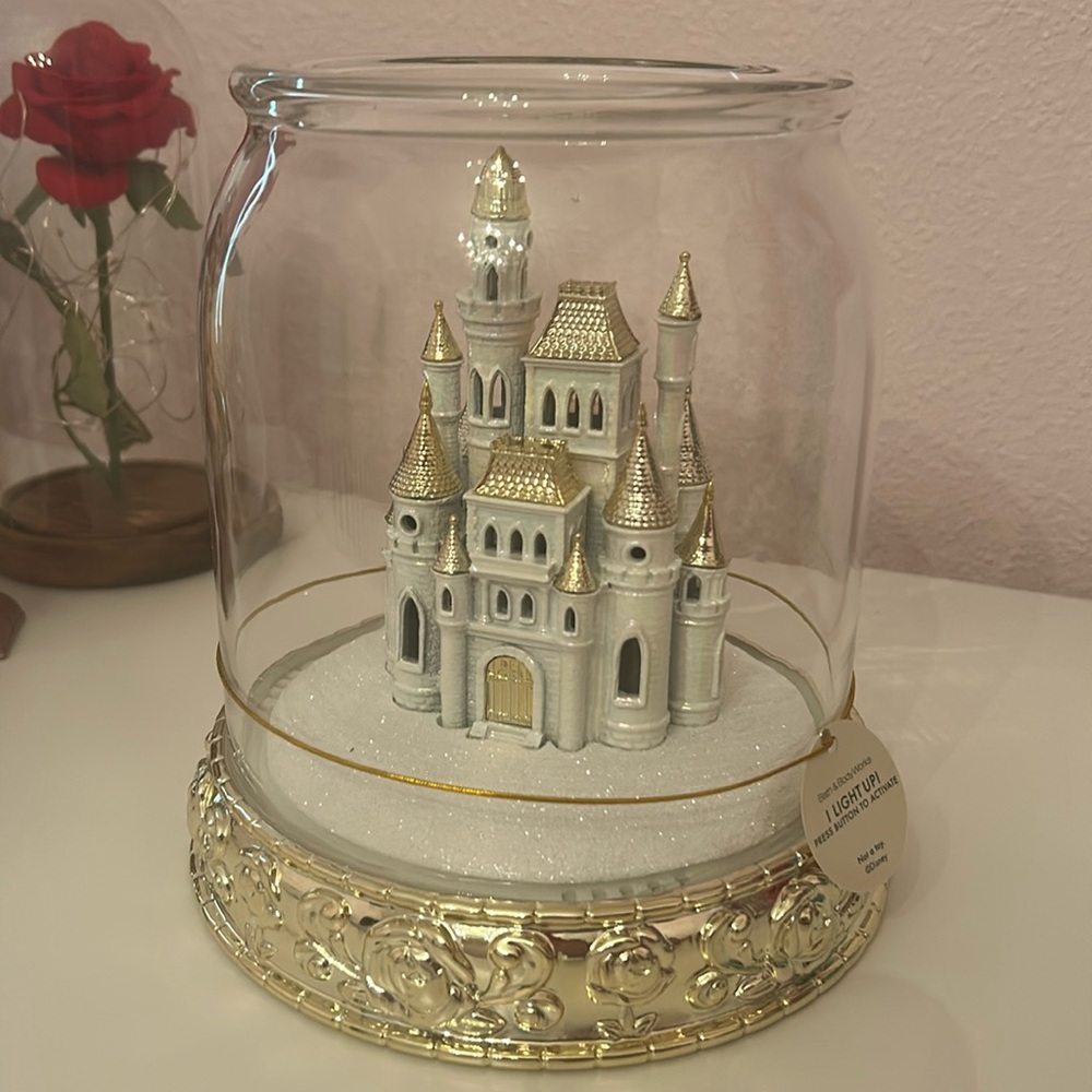 Bath & Body Works Disney Princess Light-Up Castle Cloche 3-Wick Candle Holder